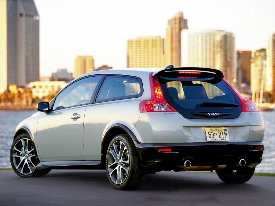  Volvo C30 2006 года  (US) (фото 13 из 15)